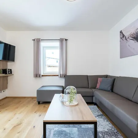 Premium Maisonette Near Apartment *