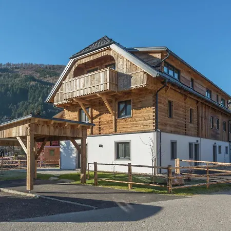 Apartment Premium Maisonette Near