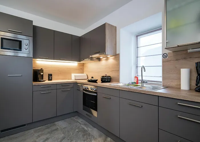 Maisonette In Lungau Near Slopes 아파트